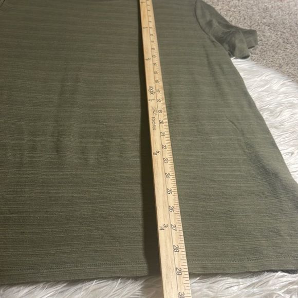 Vince t-shirt mens size medium olive Crew Neck - Picture 8 of 9